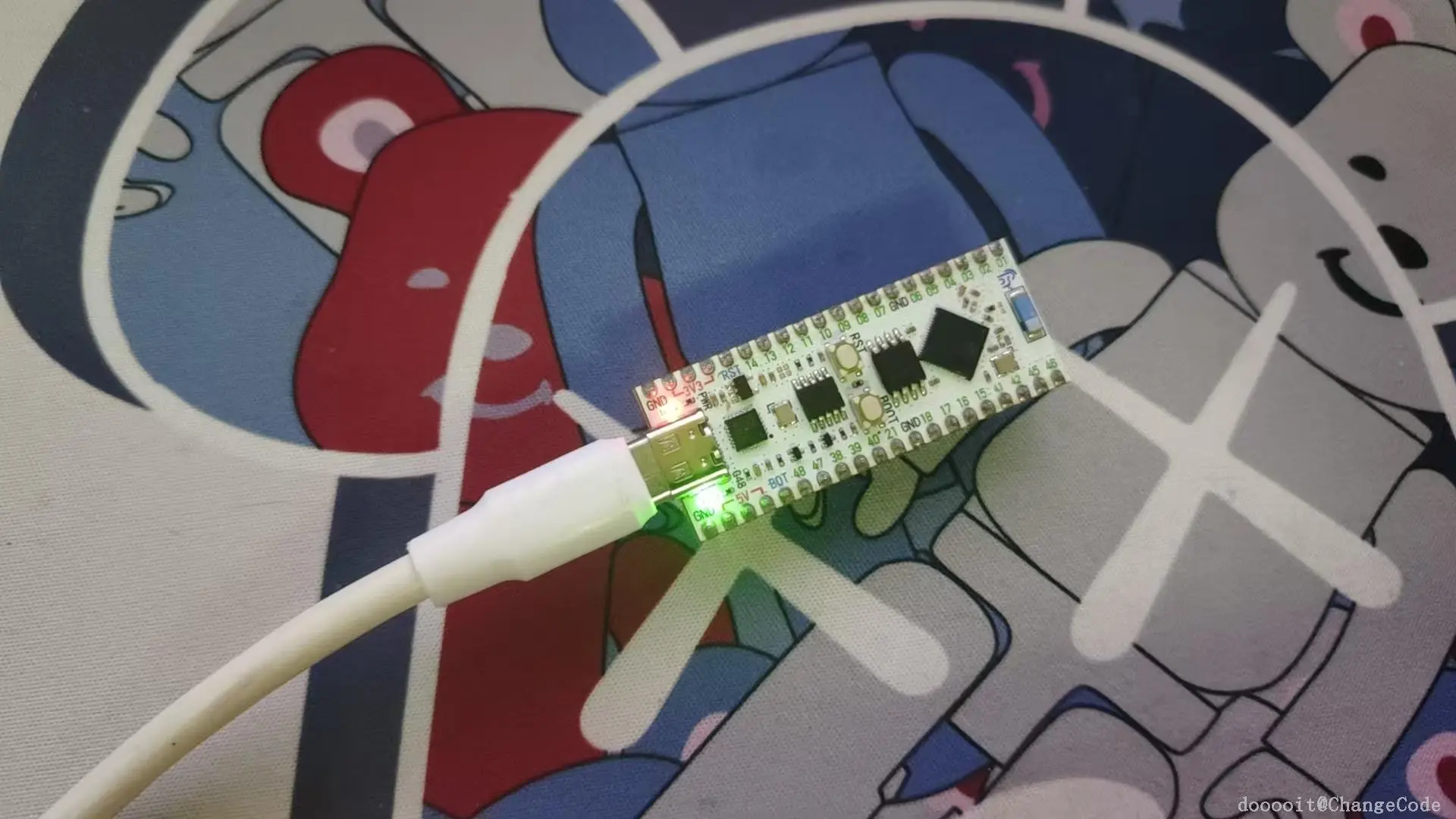 点击放大 图片